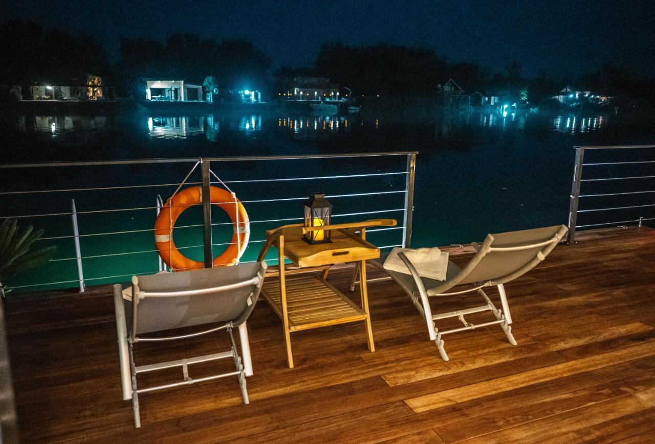 Congo Bungalow Ulcinj Bagian luar foto
