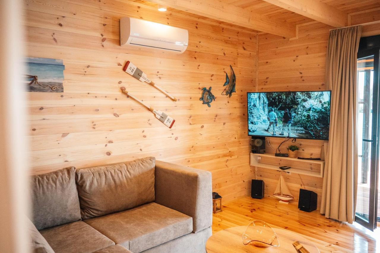 Congo Bungalow Ulcinj Bagian luar foto